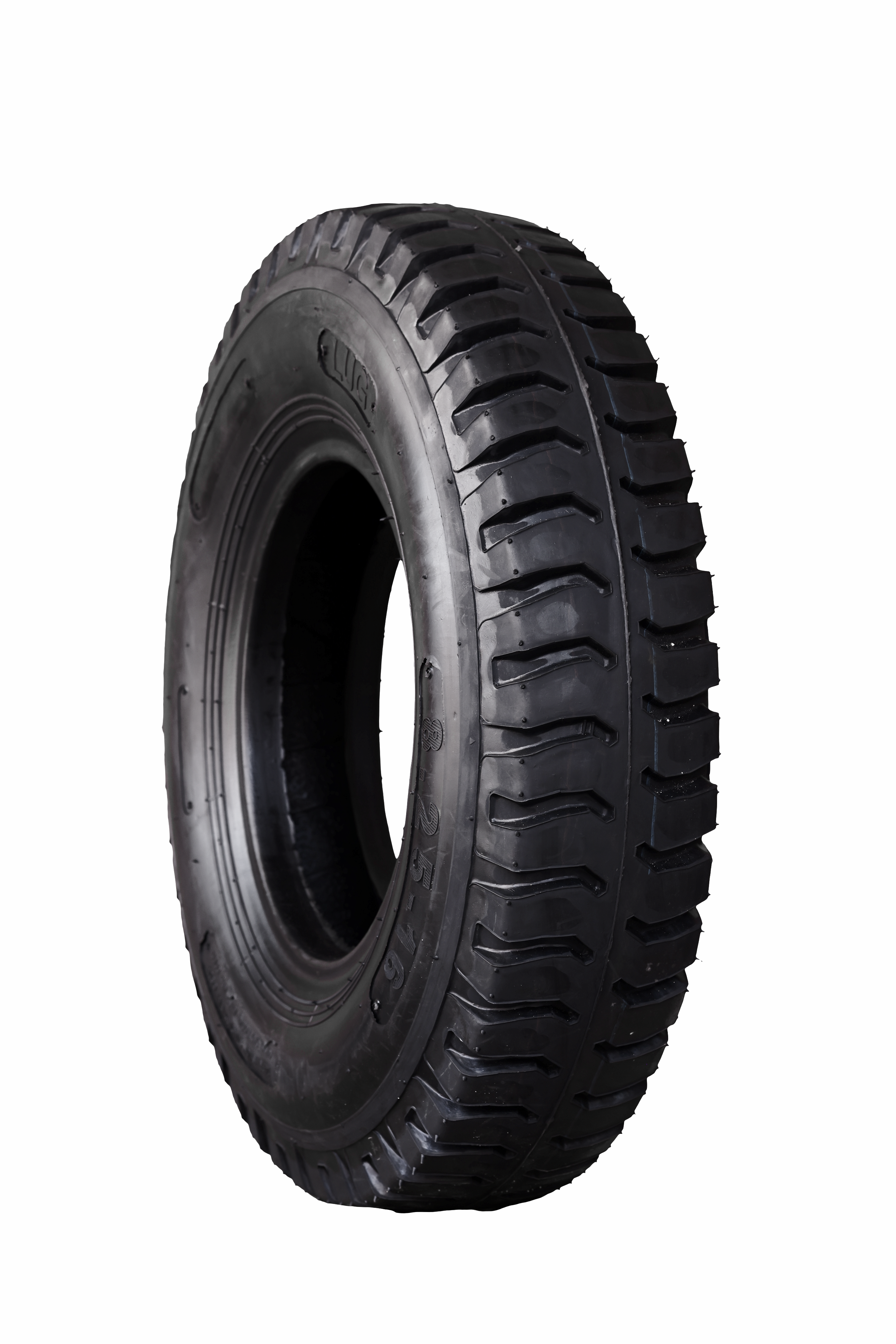 INDUSTRIAL TRUCK AND BUS TYRES R401 R402